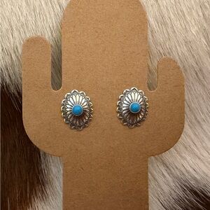 ❤️ Native American Artisan Concho Stud Turquoise Earrings Sterling New Mexico